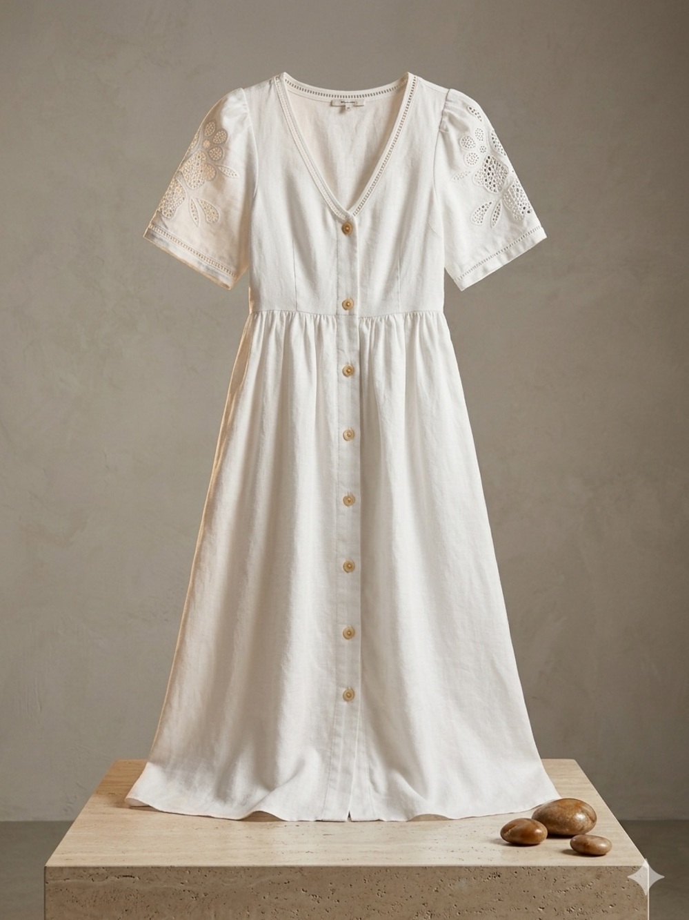 Madewell Linen Eyelet Midi Dress - Picture 4 of 5